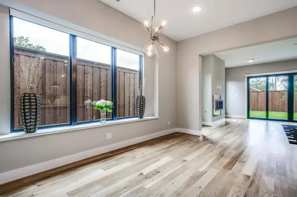 Dallas, TX 75219,2435 Vagas Street