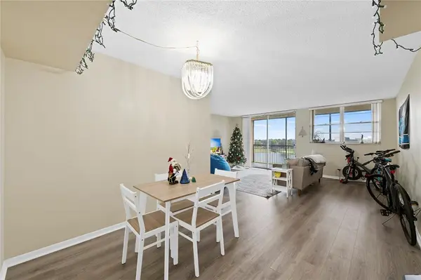 Davie, FL 33328,3150 W Rolling Hills Cir #603