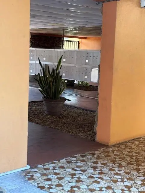 North Miami, FL 33161,365 NE 125th St #302