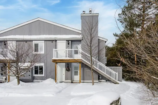 19 DAWSON DR #71, Collingwood, ON L9Y 5B4