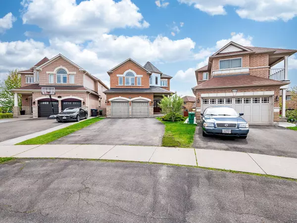 Mississauga, ON L5W 0A2,7272 MILANO CT #UPPER