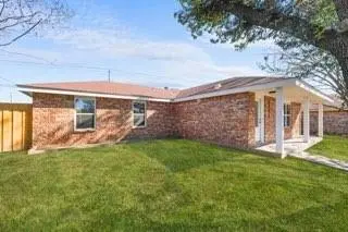 Dallas, TX 75249,8455 Sugarberry Road