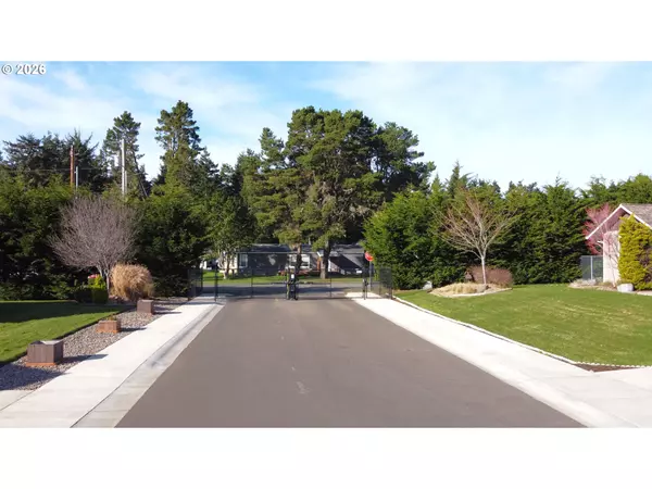 Coos Bay, OR 97420,1080 PARK PL