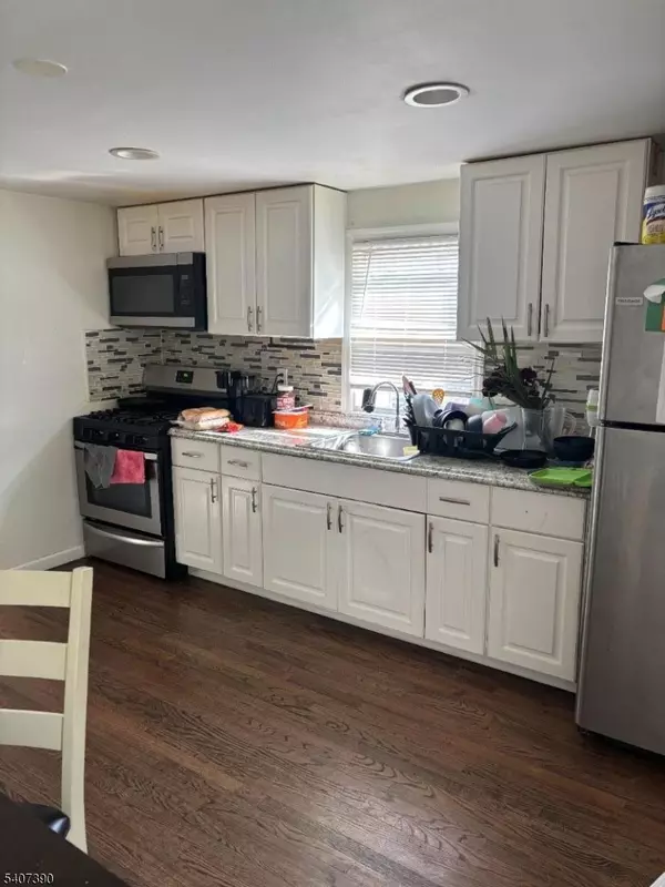 Paterson City, NJ 07502,79 Katz Ave