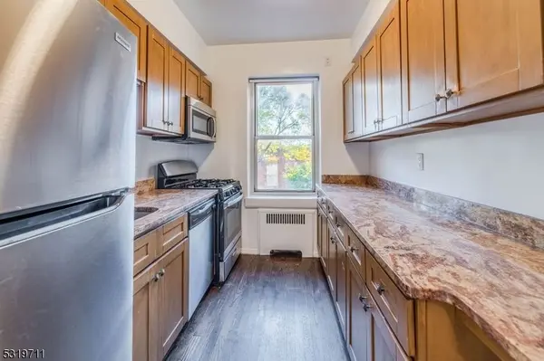 South Orange Village Twp., NJ 07079,10c N Ridgewood Rd #415