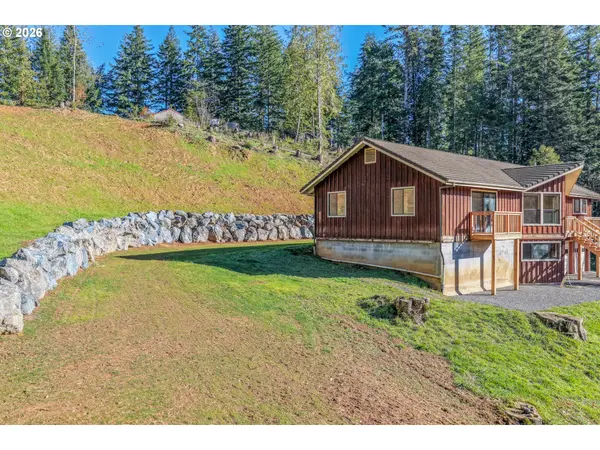 Myrtle Point, OR 97458,94263 MATHENY CREEK LN