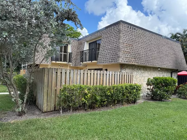 Delray Beach, FL 33445,2911 SW 22nd Cir #37B