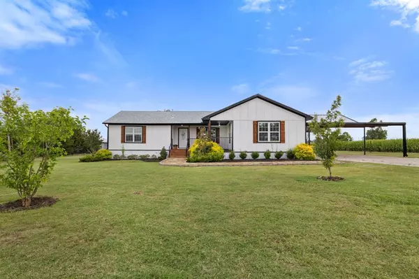 Gunter, TX 75058,930 Stiff Chapel Road