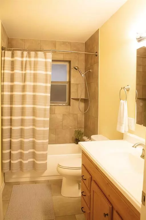 Sherman, TX 75090,718 E Martin Lane