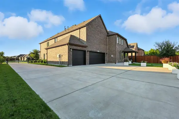 Sunnyvale, TX 75182,298 Auburn Hills Drive