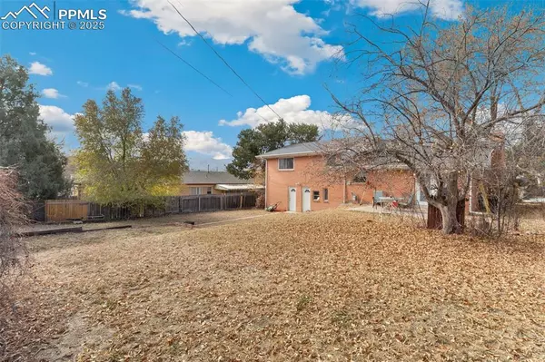 Colorado Springs, CO 80909,2207 McArthur AVE