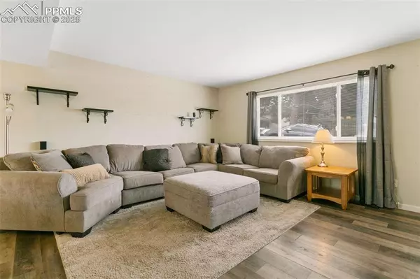 Colorado Springs, CO 80918,2724 W Montebello DR