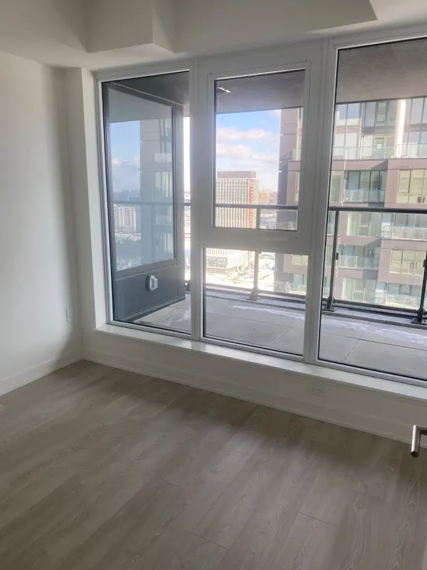 Toronto C13, ON M3C 0S4,1 Quarrington LN #2612