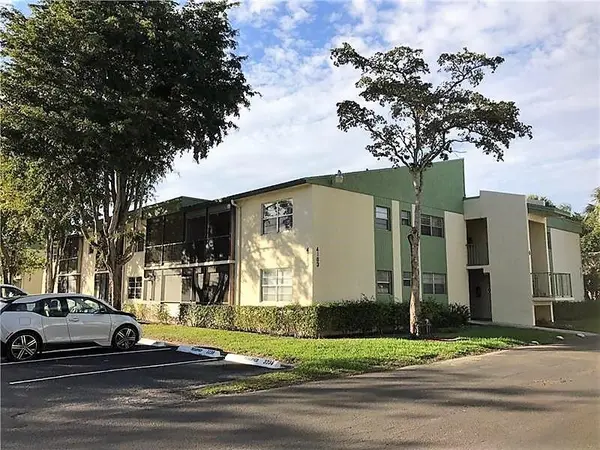 Coral Springs, FL 33065,4163 NW 90th Ave #203