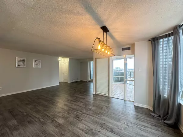 Mississauga, ON L5B 3Y2,350 Rathburn RD #1709