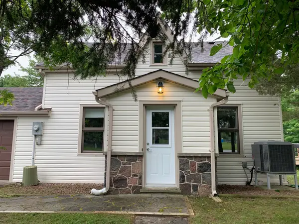 Selwyn, ON K0L 2H0,1767 YOUNG'S POINT RD