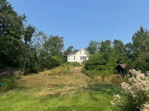 Selwyn, ON K0L 2H0,1767 YOUNG'S POINT RD