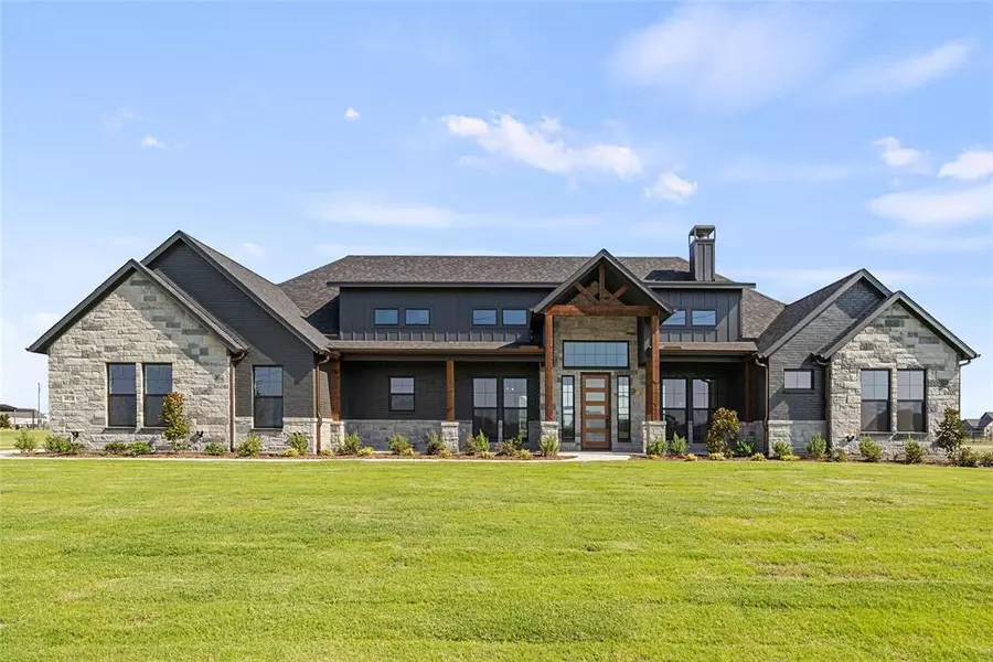 4820 Sasha Way, Caddo Mills, TX 75135