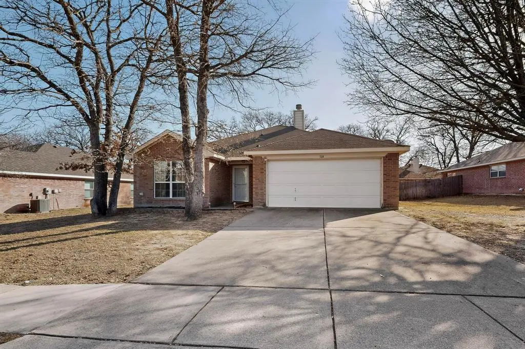 Azle, TX 76020,508 Logan Drive