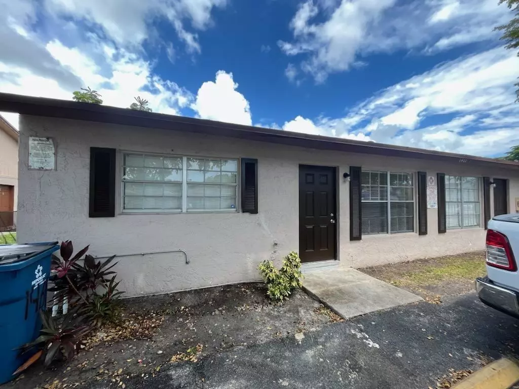 Fort Lauderdale, FL 33311,1461 NW 22nd St #A