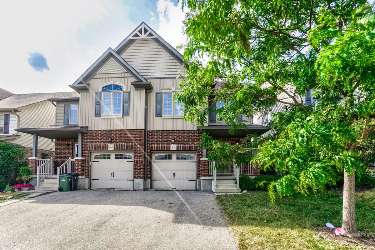 Guelph, ON N1E 0G1,44 Acker ST