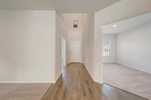 Justin, TX 76247,111 Hudson Lane