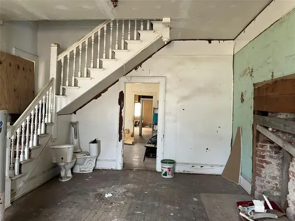 Paris, TX 75460,706 8th Street SE