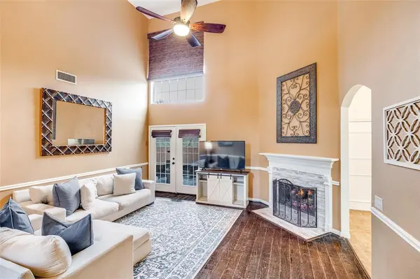 Plano, TX 75025,8605 Crested Cove Court