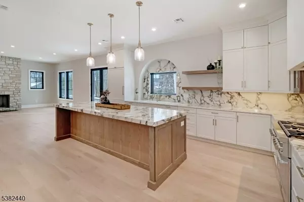 Florham Park Boro, NJ 07932,9 1st