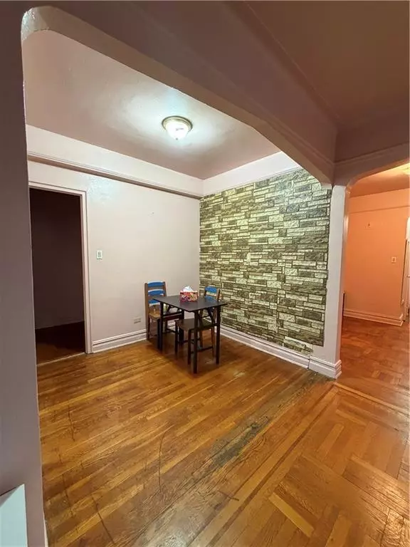 Brooklyn, NY 11214,8100 Bay Pkwy #4E