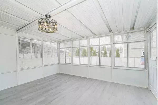 Staten  Island, NY 10306,137 Buffalo ST