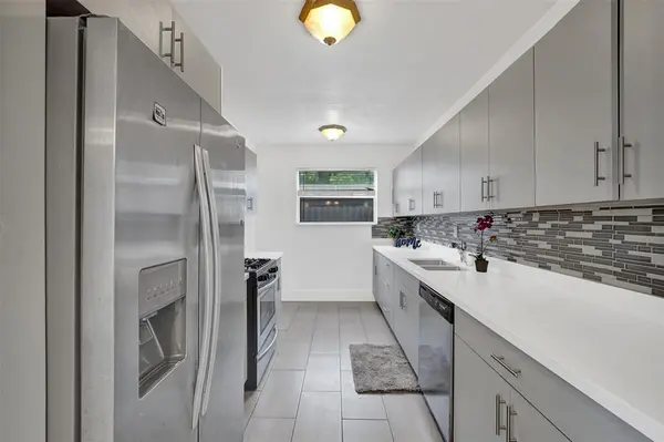 Hollywood, FL 33024,7021 Park St