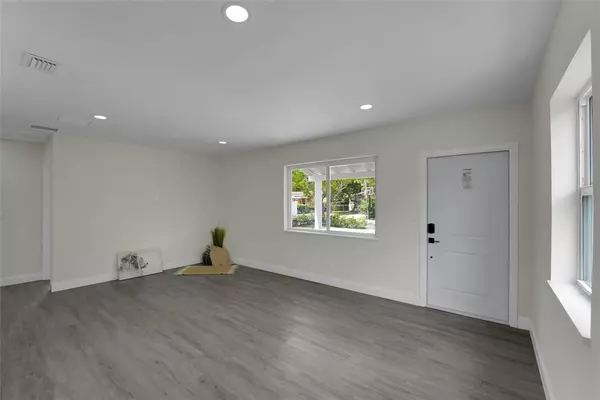 Fort Lauderdale, FL 33311,1532 NW 1st Ave