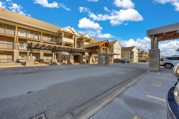 Collingwood, ON L9Y 0X4,3 Brandy Lane DR #205