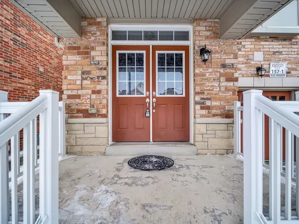 Brampton, ON L6Y 0T9,160 Sky Harbour DR