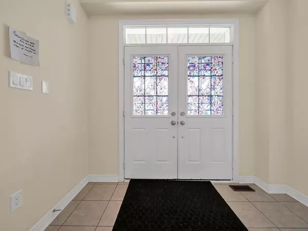 Brampton, ON L6Y 0T9,160 Sky Harbour DR