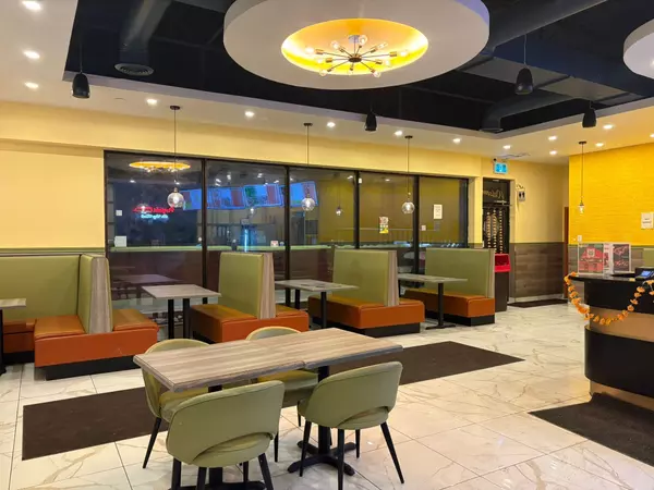 London East, ON N5V 2Z4,1631 oxford ST E #1