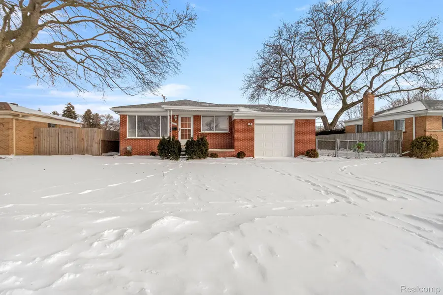 24130 Audrey AVE, Warren, MI 48091