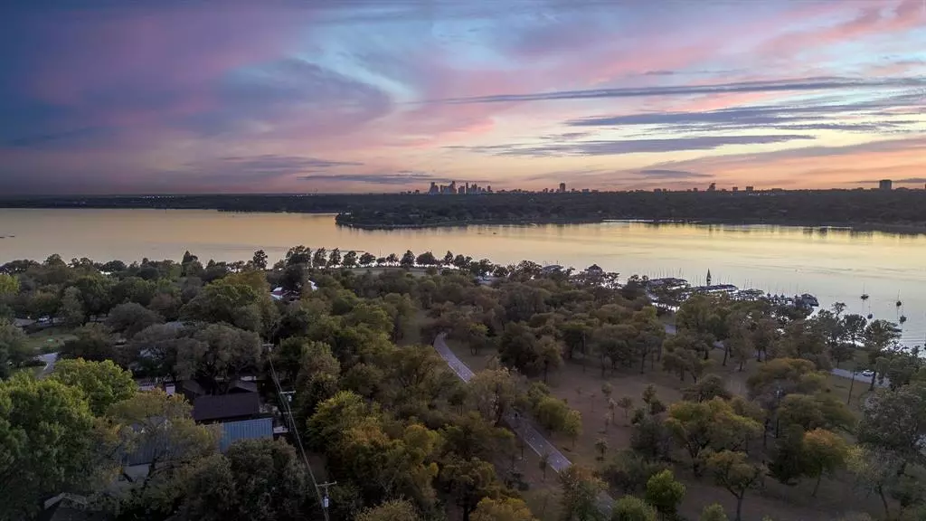 9457 Waterview Road, Dallas, TX 75218