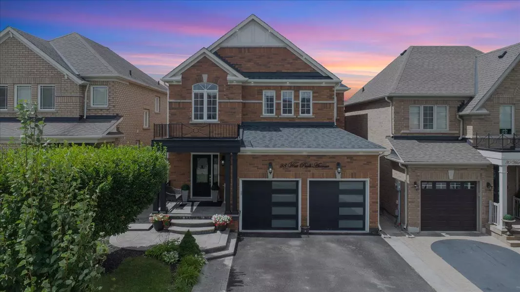 28 West Park AVE, Bradford West Gwillimbury, ON L3Z 0A8