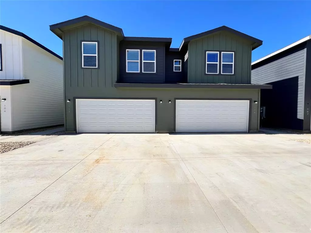 Burleson, TX 76028,3501 E Renfro Street #105