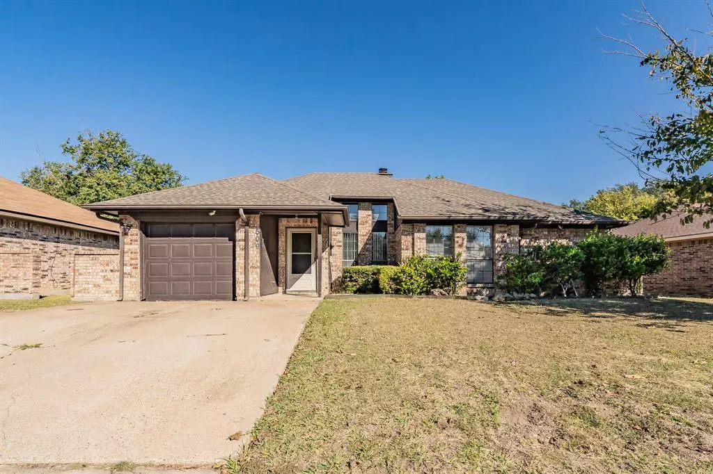 Arlington, TX 76002,509 Benedict Lane