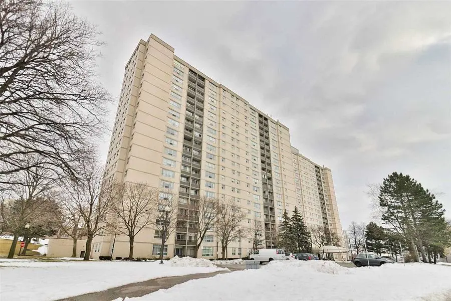 Toronto C15, ON M2J 1L2,5 Parkway Forest DR E