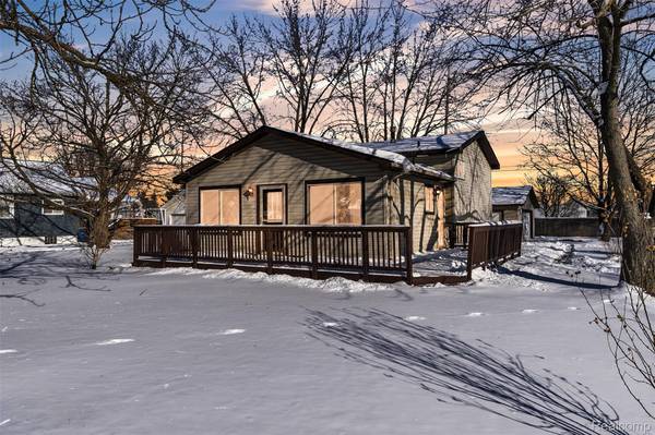 3410 Van Zandt RD, Waterford, MI 48329