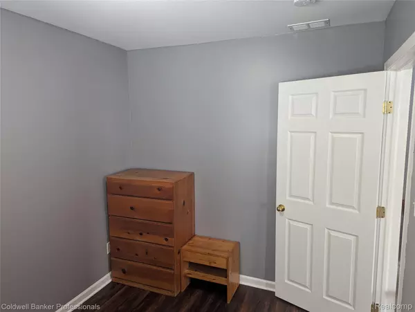 Pontiac, MI 48340,145 W Chicago AVE