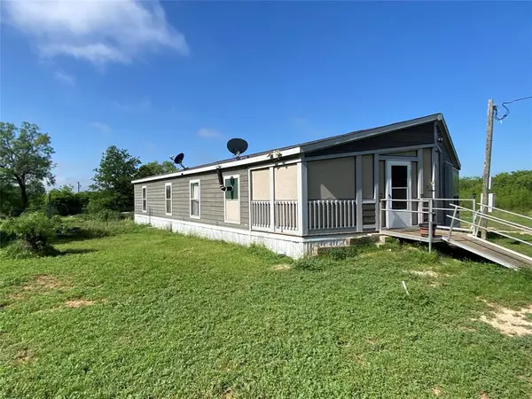 Burkett, TX 76828,181 Mountain Street