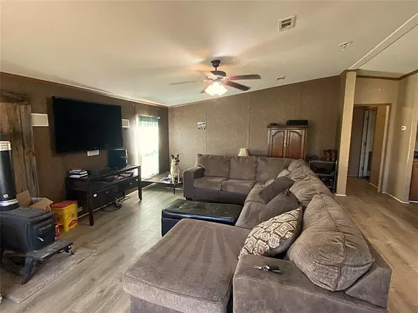 Burkett, TX 76828,181 Mountain Street