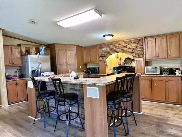 Burkett, TX 76828,181 Mountain Street