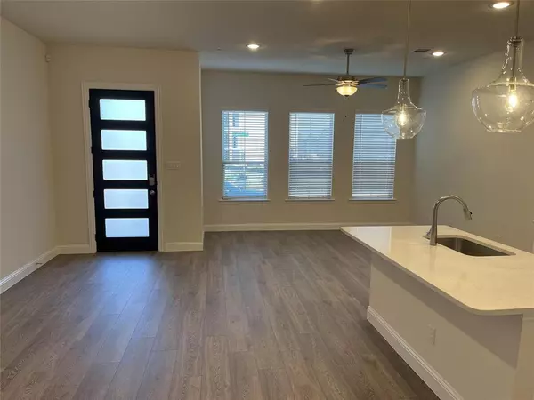 Lewisville, TX 75056,338 Almanor Street