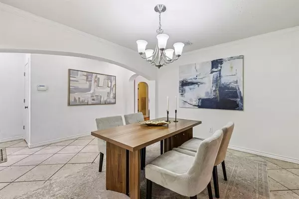 Dallas, TX 75248,6631 Fireflame Drive